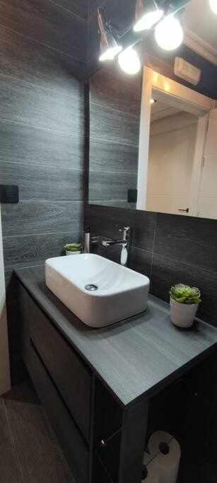 Precioso Apartamento 1 Hab Con Banera Hidromasaj إل باركو دي فالديوراس المظهر الخارجي الصورة